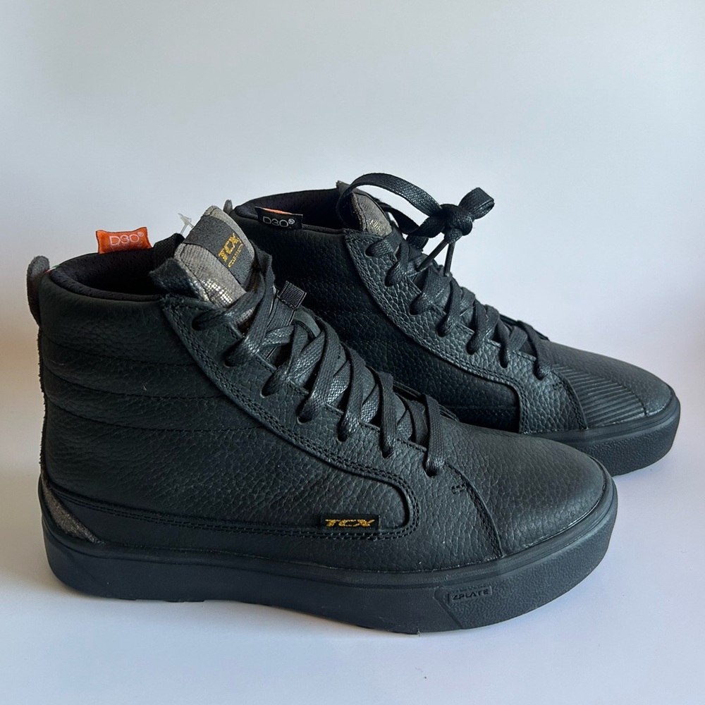 TCX High-Top STREET 3 WP WOMEN'S WATERPROOF MOTORCYCLE SHOES - BLACK/GOLD